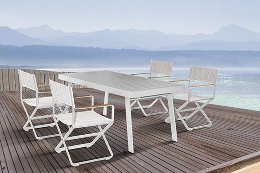 Clint/D7 Dining Set