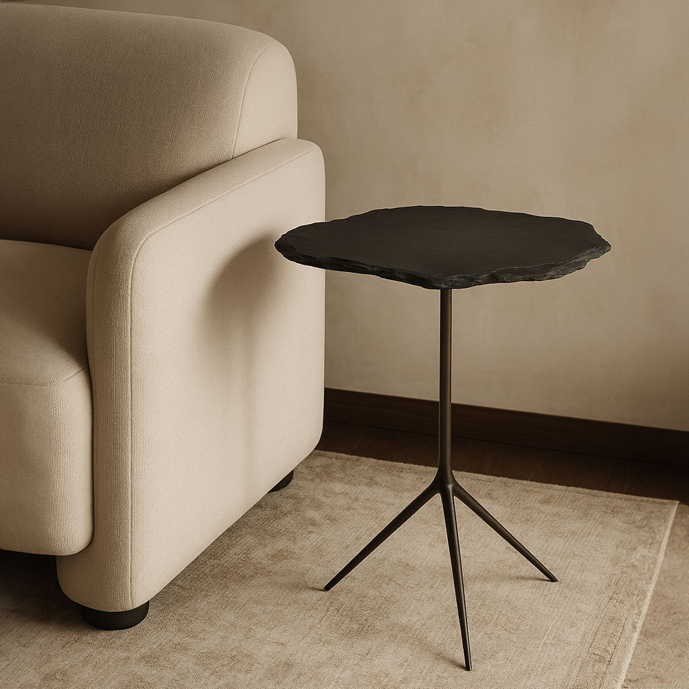 PIEDRA SIDE TABLE ΓΚΡΙ ΣΚΟΥΡΟ BRASS ANTIQUE 48x44x60