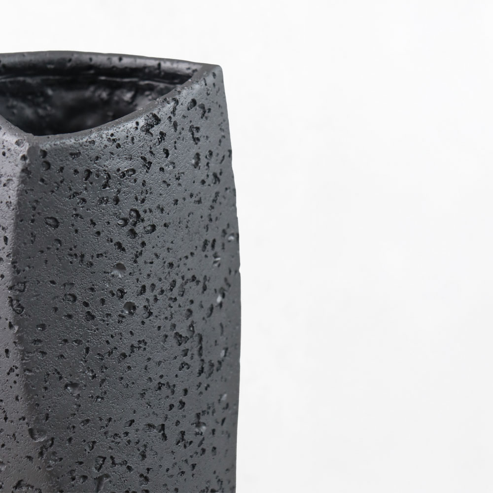 VOID II ΒΑΖΟ 16.5×14.5x39cm RESIN ΜΑΥΡΟ
