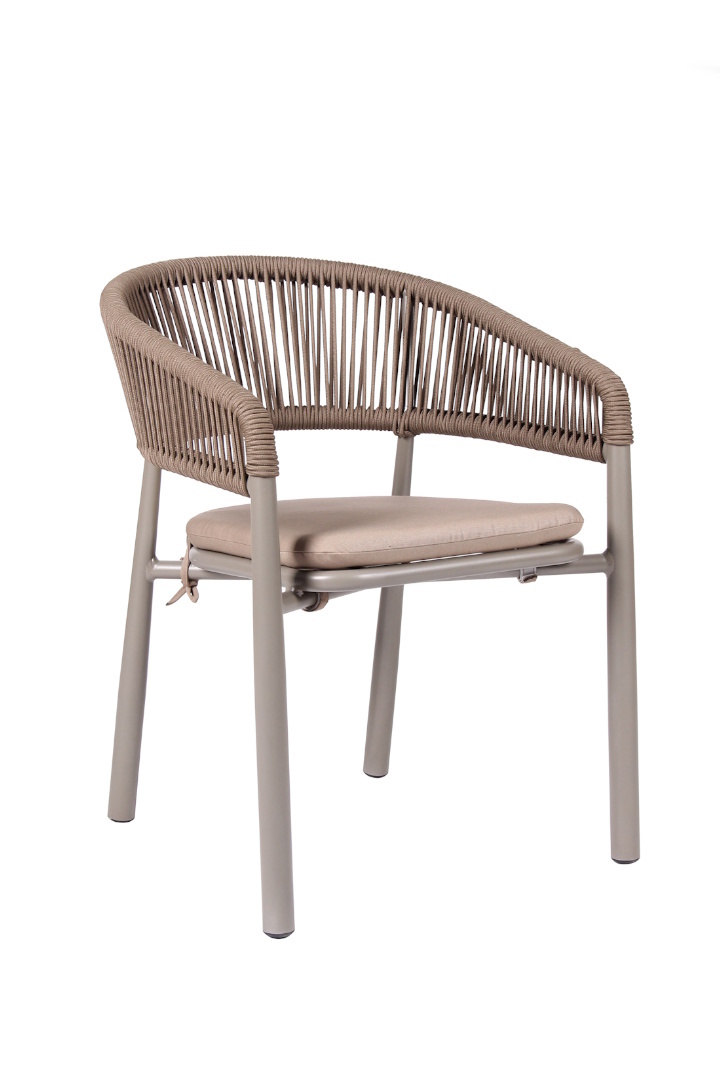 Logan/P Cappuccino, Armchair